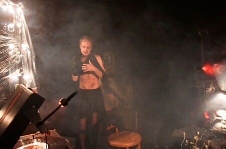 Bild zum Theaterstück Das Luftschiff – Heimsuchung in Drag